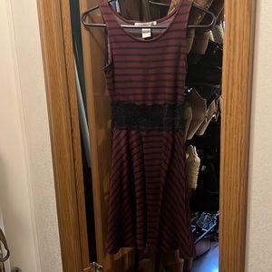 American rag CIE maroon dress